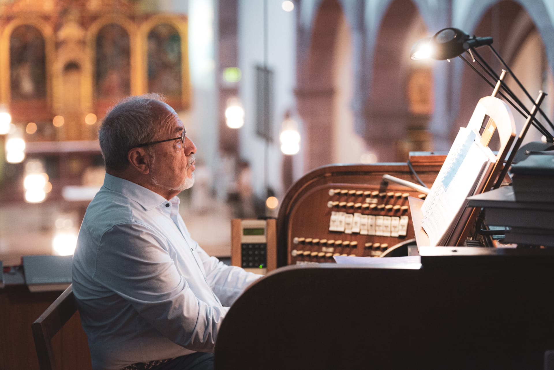 Der Weg zur Orgel